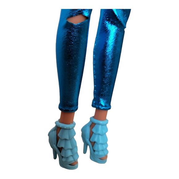 Steffi Doll in Blue Pants Suit and Handbag - Picture 7 of 7